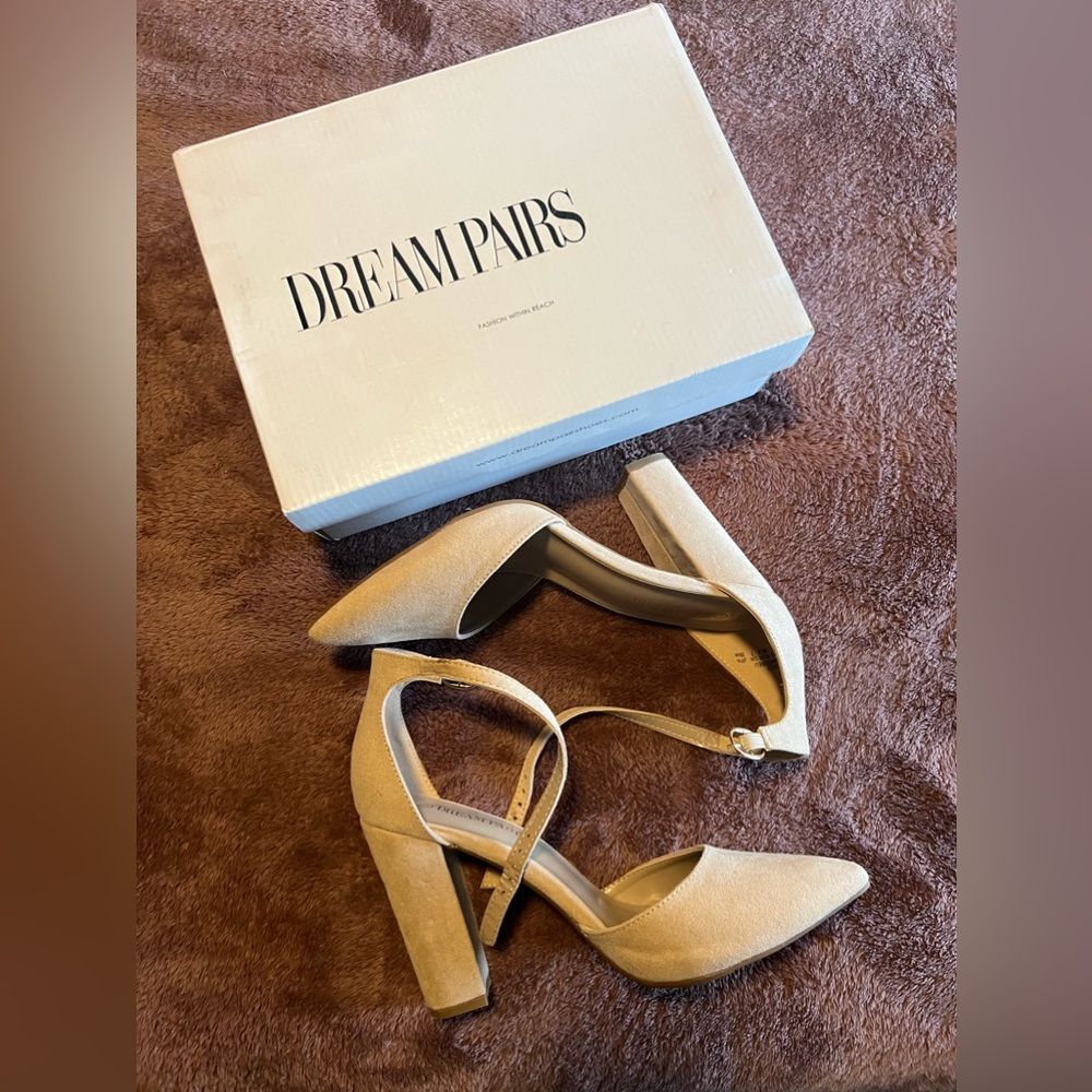 BNIB Dreampairs suede tan heels - women’s size 9 - Picture 2 of 5